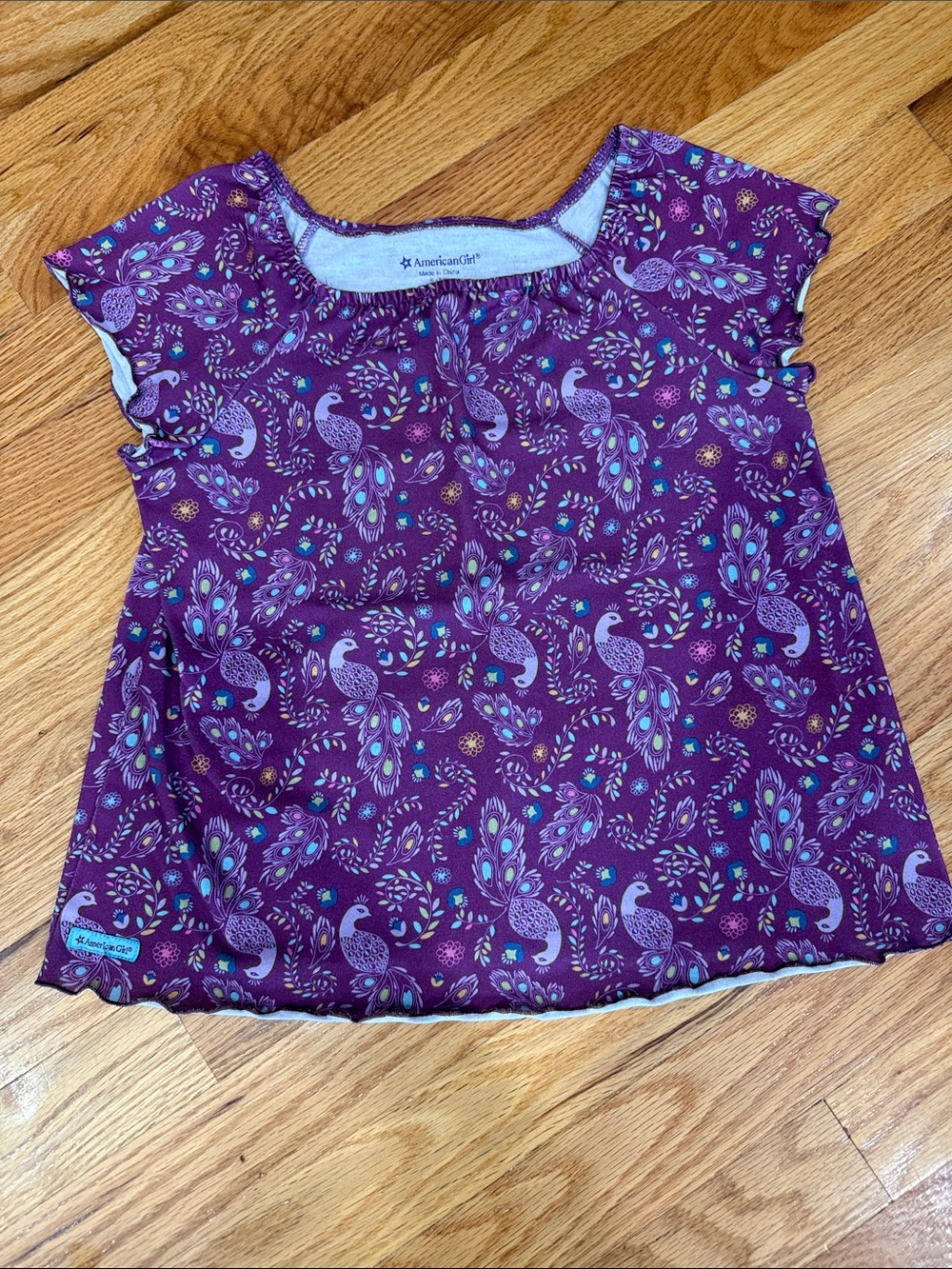 American Girl Purple Peacock Print Short Sleeve Tee Size Small (7-8)